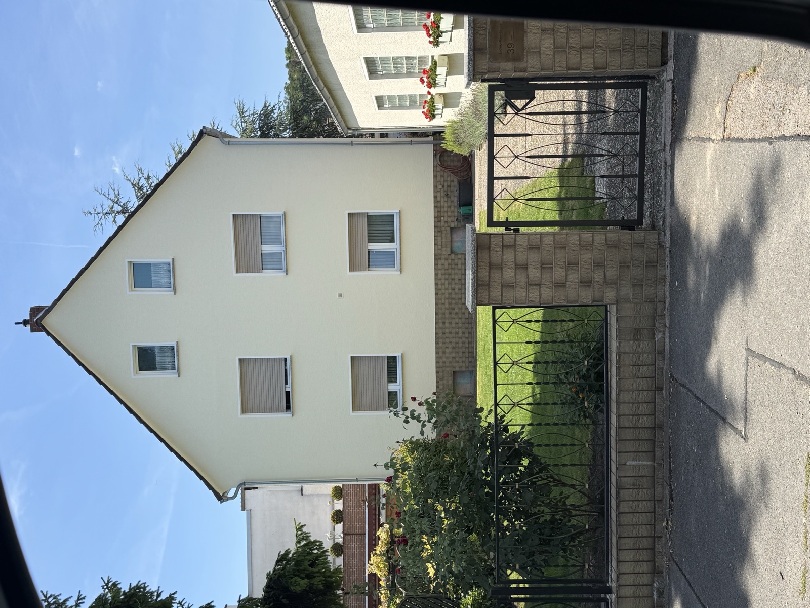 Einfamilienhaus — Fassade Laubenheim